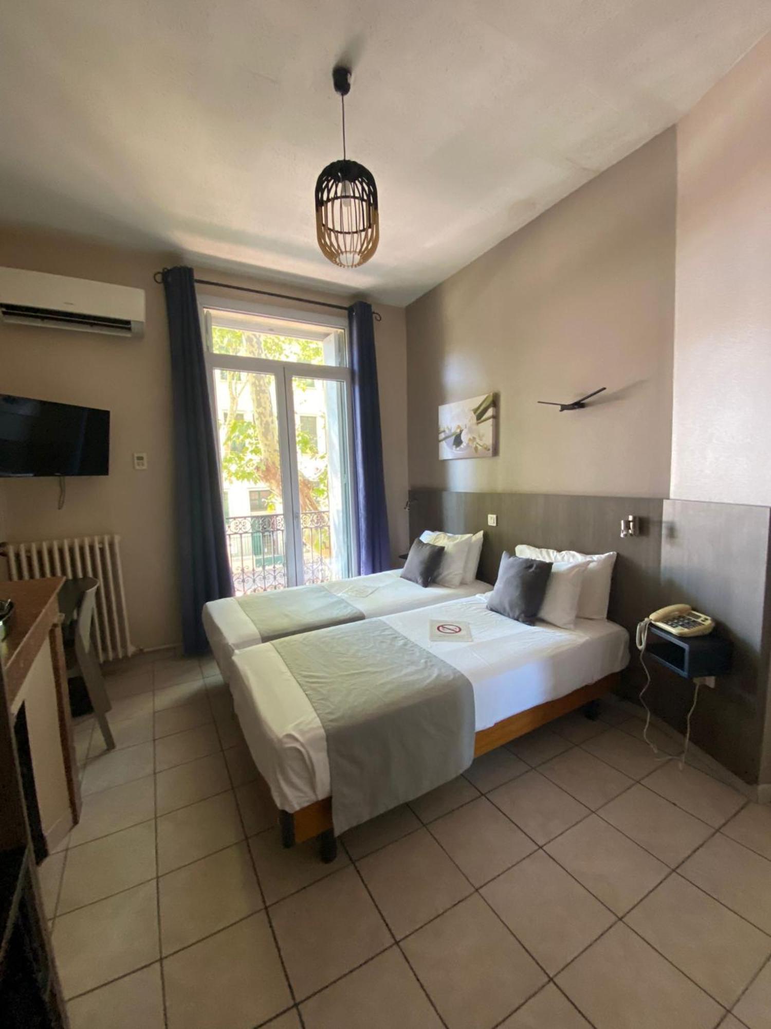 Le Strasbourg Hotel Montpellier Bagian luar foto